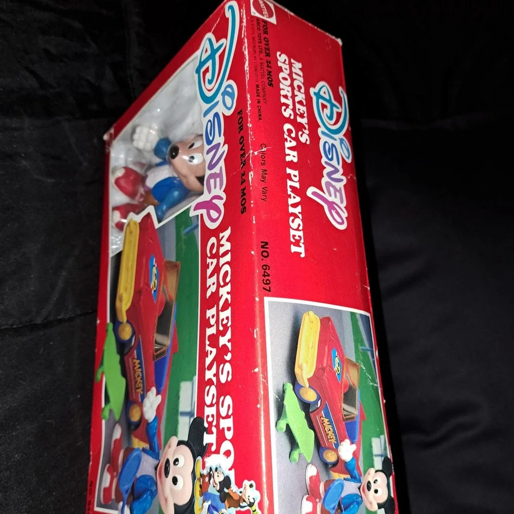 RARE VINTAGE COLLECTIBLE SEALED Mattel Mickey Sportscar Playset No 6497